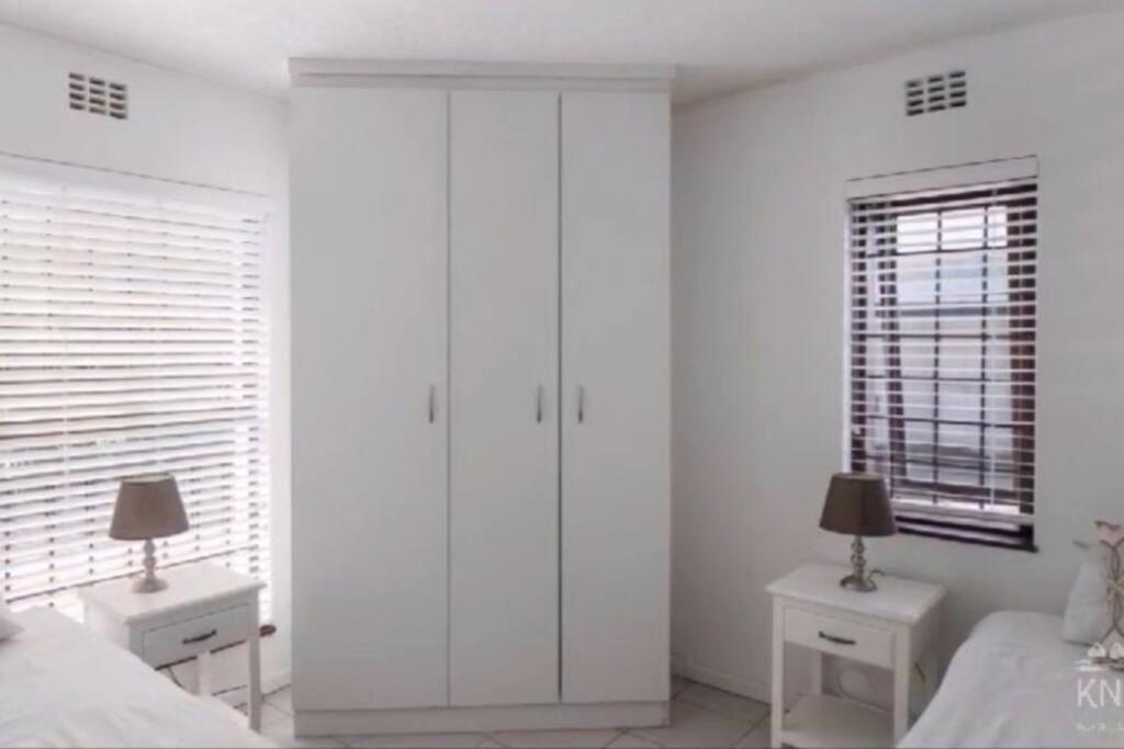 Waterfront Apartment 나이스나 외부 사진