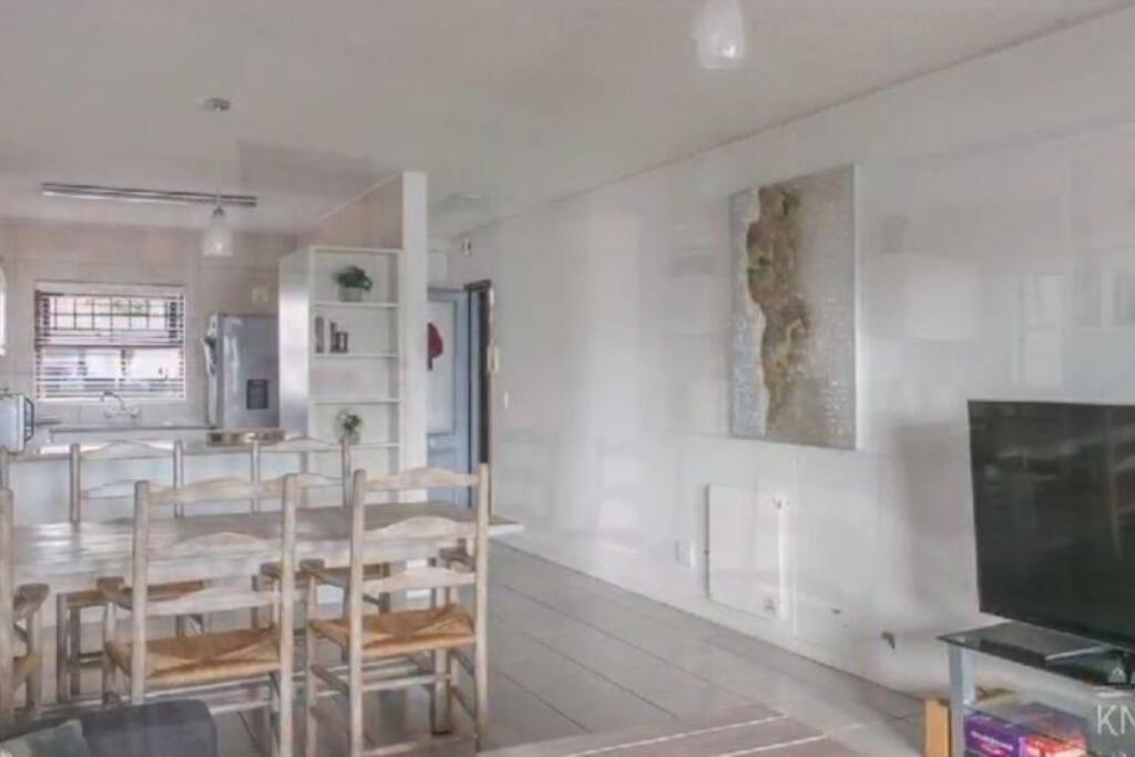 Waterfront Apartment 나이스나 외부 사진